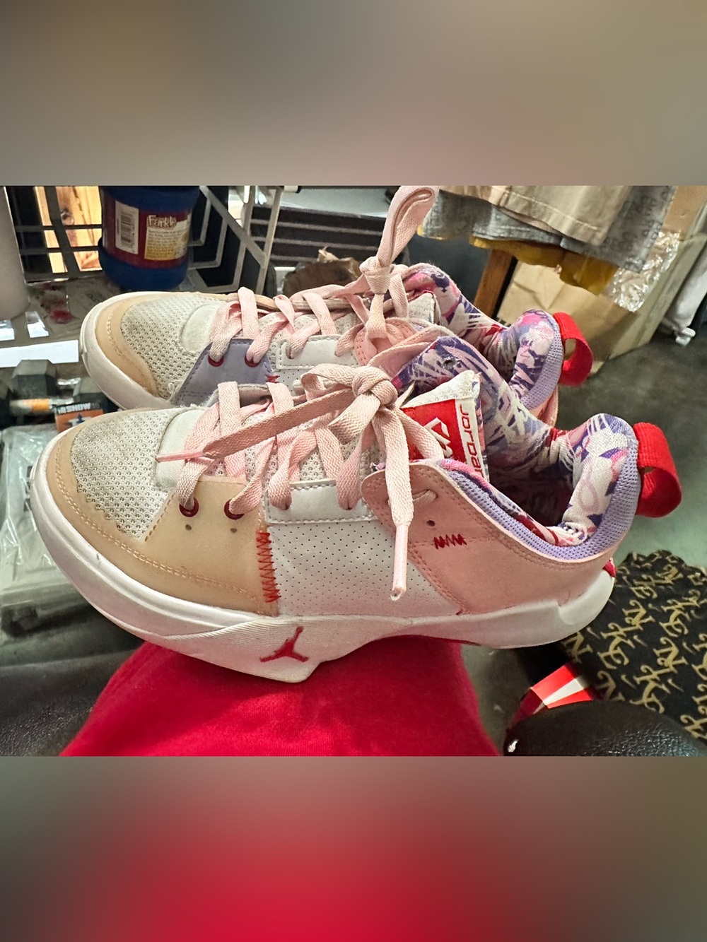 Jordan Kids Pink White Low-Top Sneakers with Patterned Collar